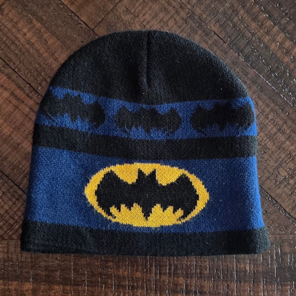 Vtg 2006 The Batman DC Comics Youth Beanie Knit Hat Blue Black Bat Signal Y2K